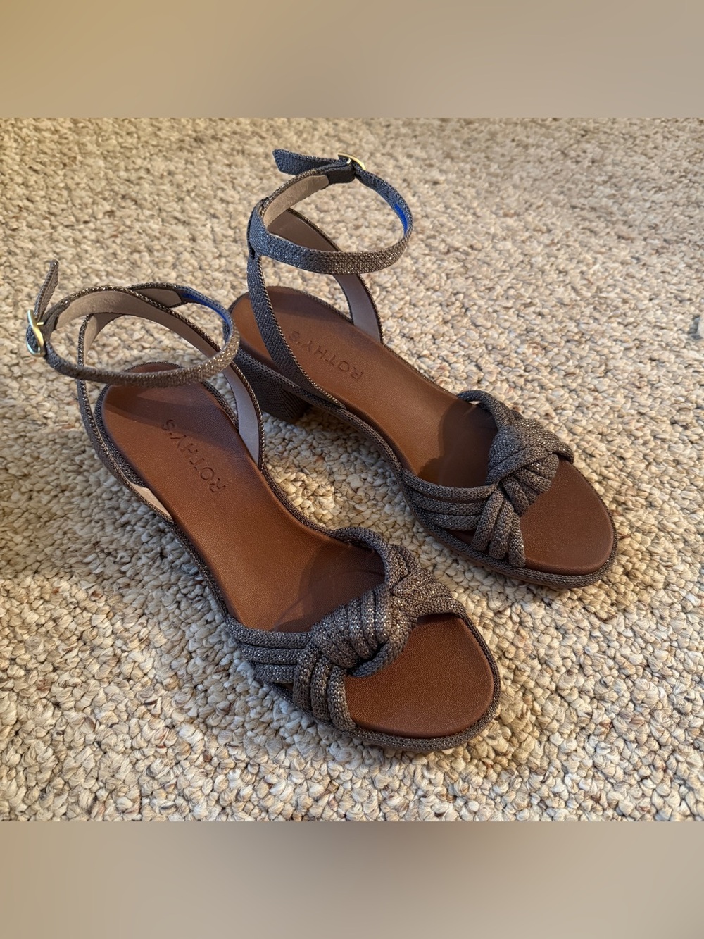 NIB Rothy’s The Knot Sandal Size 7.5